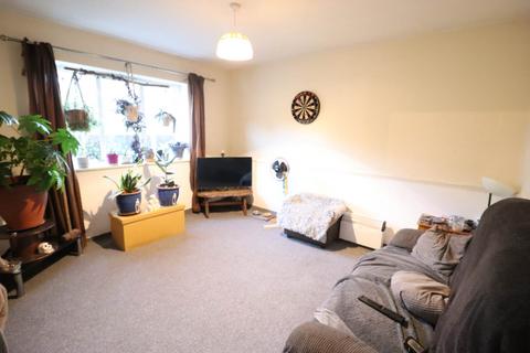 1 bedroom flat for sale, Woodlands View, High Wycombe HP13