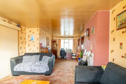3 bedroom semi-detached house for sale, Whiteways, North Bersted, Bognor Regis