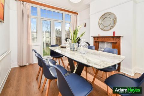 undefined, Hervey Close, London N3
