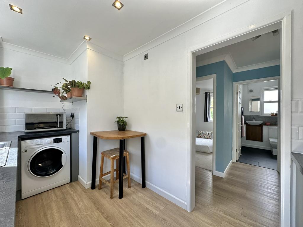 Listing 721600 0022 b2c0049b