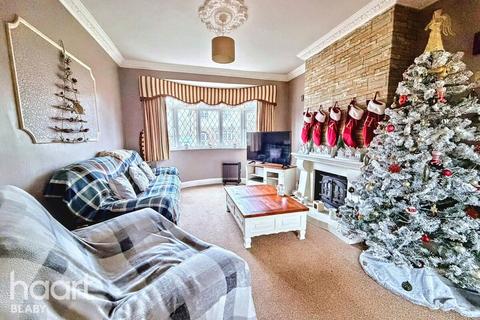 3 bedroom semi-detached house for sale, Willow Park Drive, Wigston