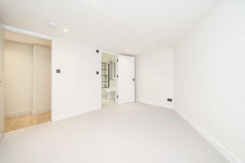 undefined, Gloucester Road, London W3