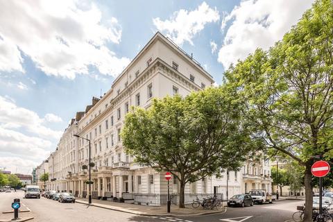 2 bedroom flat to rent, St Georges Drive, Pimlico, London, SW1V