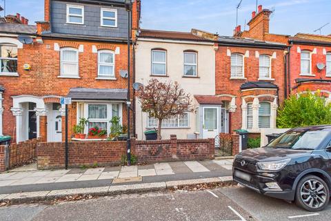 2 bedroom terraced house for sale - Ferndale Road, London