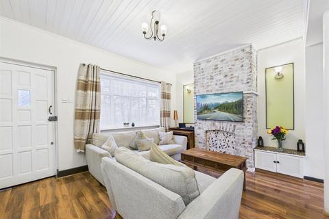 2 bedroom terraced house for sale, Ferndale Road, London