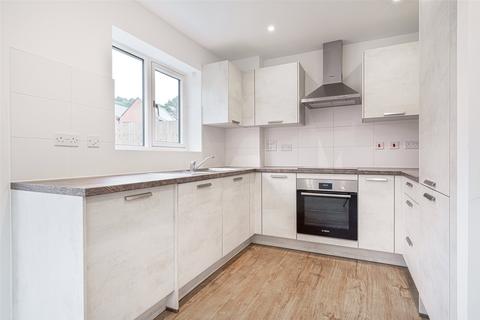 undefined, Hunt Way, Berkshire RG45