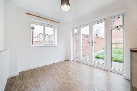 undefined, Hunt Way, Berkshire RG45