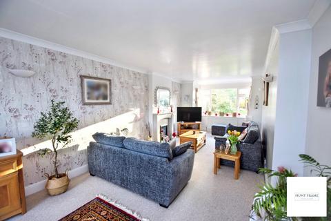 4 bedroom detached house for sale, Rattle Road, Pevensey BN24
