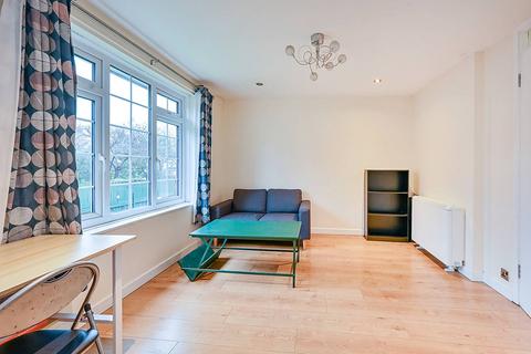 undefined, Avenue Road, London, Acton, London, W3