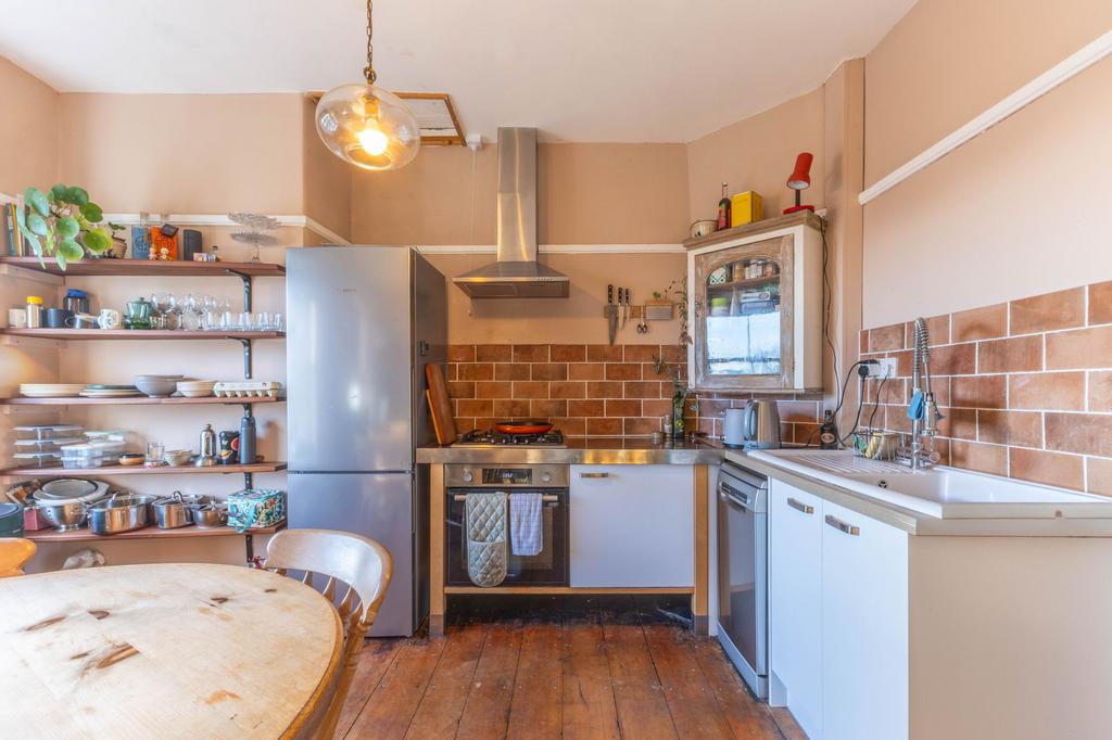 Kitchen / living area