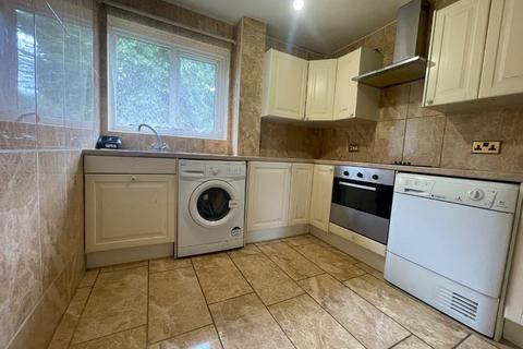 undefined, Maple Leaf Court, Waltham Cross EN8