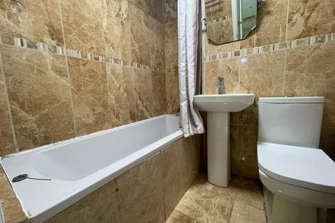 undefined, Maple Leaf Court, Waltham Cross EN8
