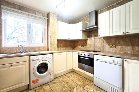undefined, Maple Leaf Court, Waltham Cross EN8