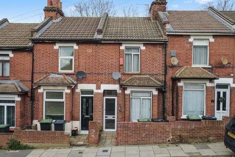 3 bedroom semi-detached house to rent, Wingfield Road, Gravesend, Kent, DA12