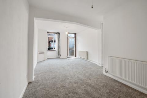 3 bedroom semi-detached house to rent, Wingfield Road, Gravesend, Kent, DA12