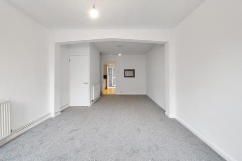 3 bedroom semi-detached house to rent, Wingfield Road, Gravesend, Kent, DA12