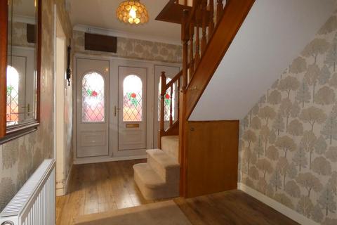 4 bedroom semi-detached house for sale, Main Street, Stretton, Burton-On-Trent
