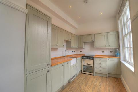 undefined, Bridge Street, Pershore