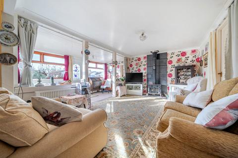 2 bedroom detached bungalow for sale, Drift Road, Selsey, PO20