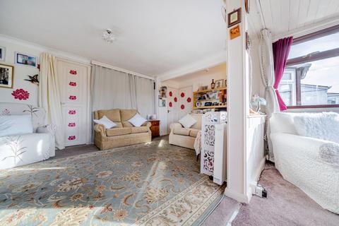 2 bedroom detached bungalow for sale, Drift Road, Selsey, PO20