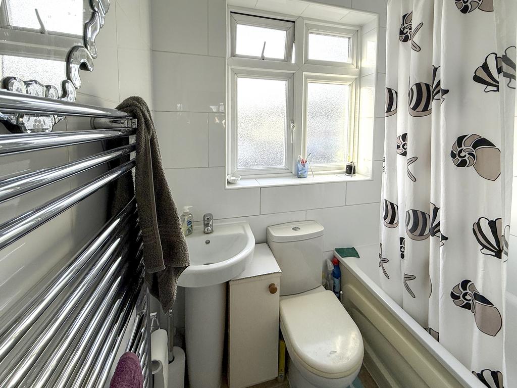 Tiled Family Bathroom