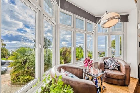 2 bedroom flat for sale, Westcliff Parade, Westcliff-on-sea, SS0 7