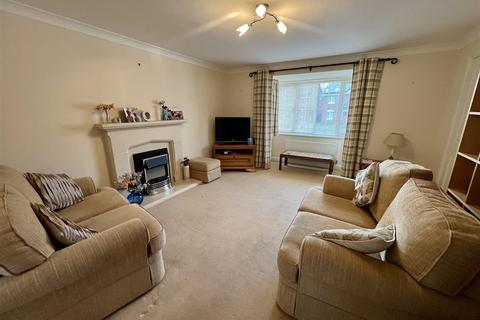 4 bedroom detached house for sale, Sugarloaf Crescent, Ross on Wye HR9