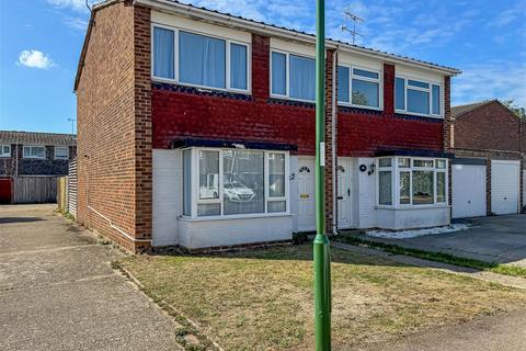 3 bedroom property to rent, Colebrook Road, Littlehampton BN17
