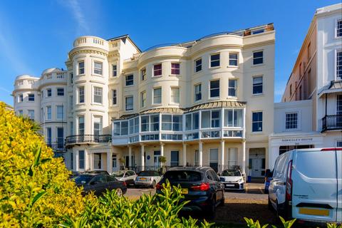 3 bedroom ground floor flat for sale, Marine Parade, Brighton, BN2