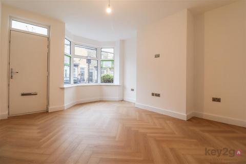 3 bedroom terraced house for sale, Hawksley Avenue, Sheffield, S6