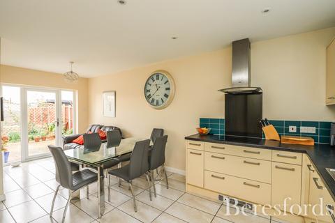 4 bedroom detached house for sale, Butterfield Road, Boreham, CM3