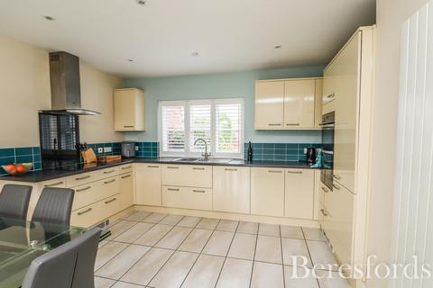 4 bedroom detached house for sale, Butterfield Road, Boreham, CM3