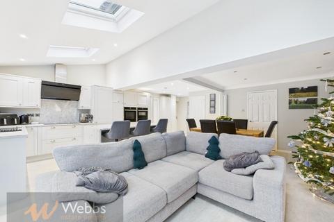 4 bedroom detached house for sale, Canterbury Way, Cannock WS12