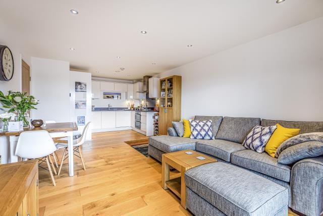 Living Room/Kitchen