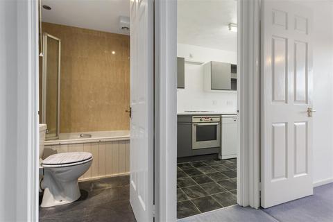 undefined, Kings Road, Petersfield