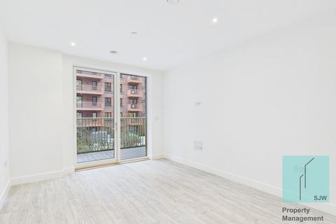 undefined, Gwen Davis Way, Dagenham RM9