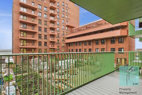 undefined, Gwen Davis Way, Dagenham RM9