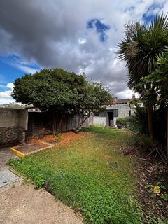 House of multiple occupation to rent, Cambridge Road, Ilford IG3