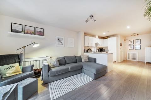 1 bedroom apartment for sale, Flat 12, 31 Macaulay Road, London