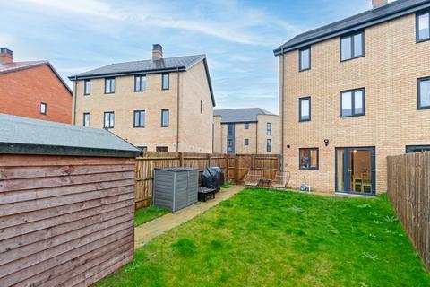 3 bedroom semi-detached house for sale, Athenian Drive, Hertfordshire CM23