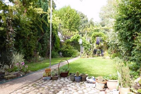 undefined, Cottimore Avenue, WALTON-ON-THAMES, Surrey, KT12