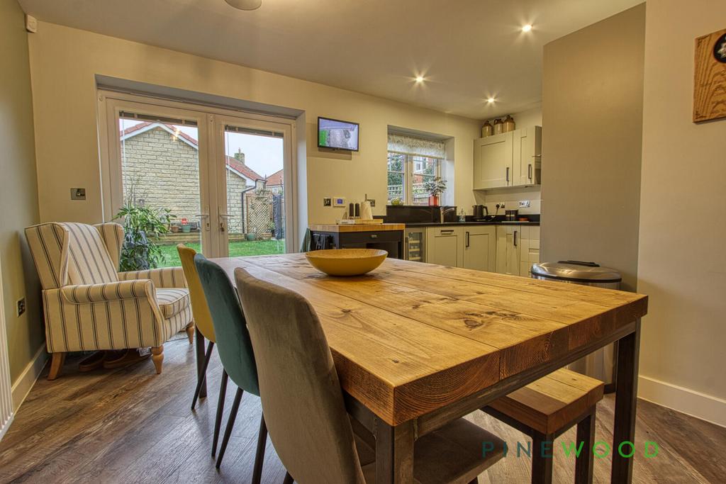 Kitchen / Diner