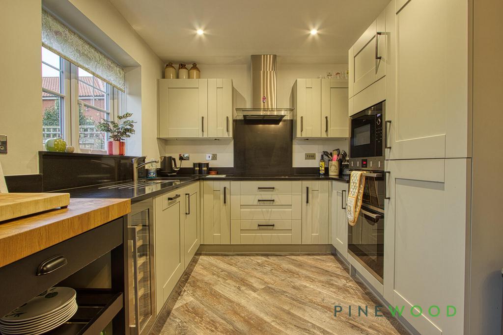 Kitchen / Diner