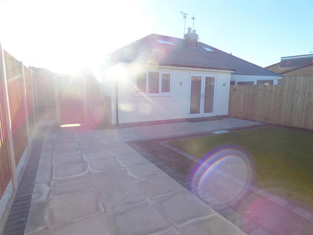 Outside: Rear