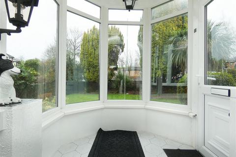 5 bedroom semi-detached house for sale, Archway Road, Huyton, Liverpool