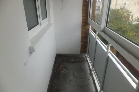 2 bedroom detached house to rent, Mill Road, Ely, Cardiff, CF5