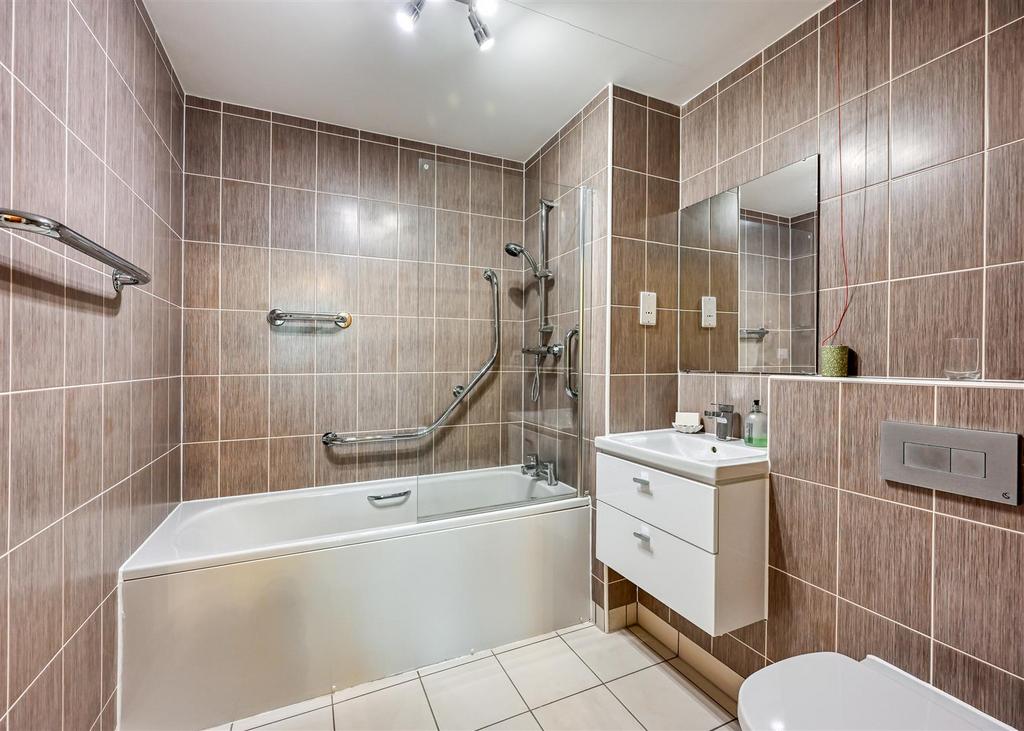 18 Bluebell Court-04.jpg