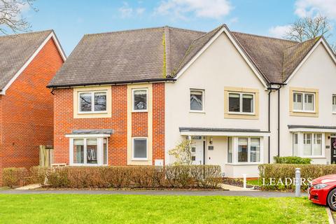 undefined, Yarrow Gate, Lindfield, RH16