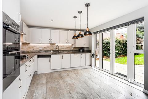 undefined, Yarrow Gate, Lindfield, RH16