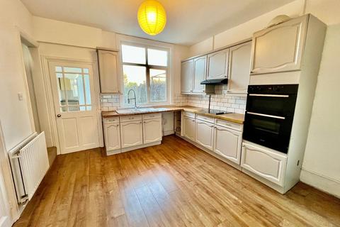 3 bedroom semi-detached house for sale, Federation Avenue, Desborough, Kettering